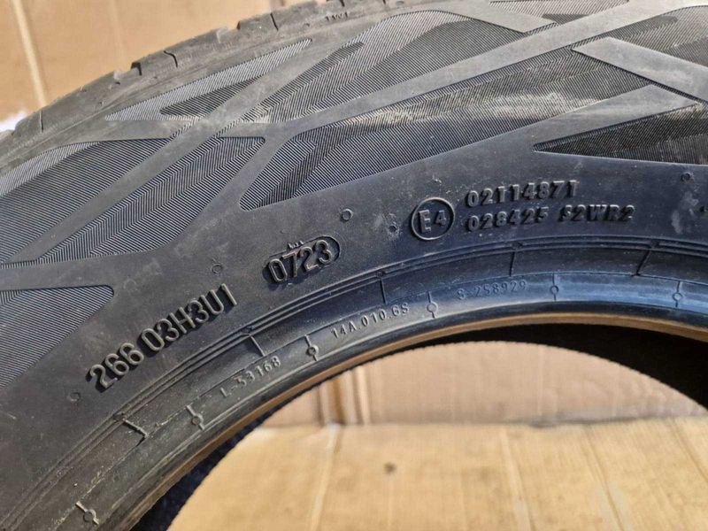 1 Continental R16 205/60
нова лятна гума DOT0723