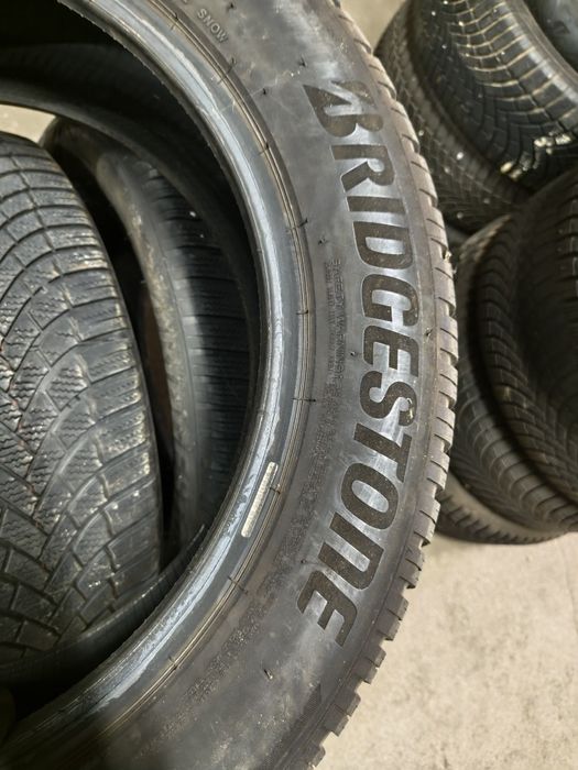 235/55/19 Brigestone