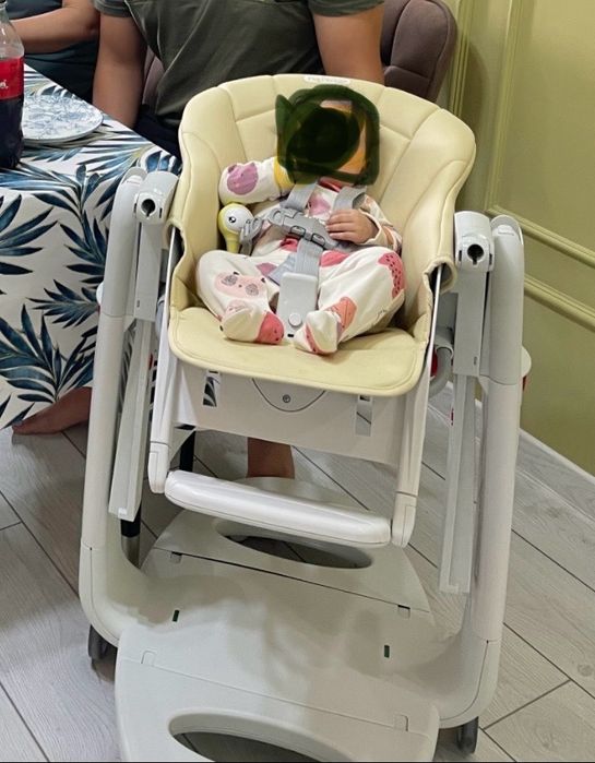 Стульчик для кормления Tatamia