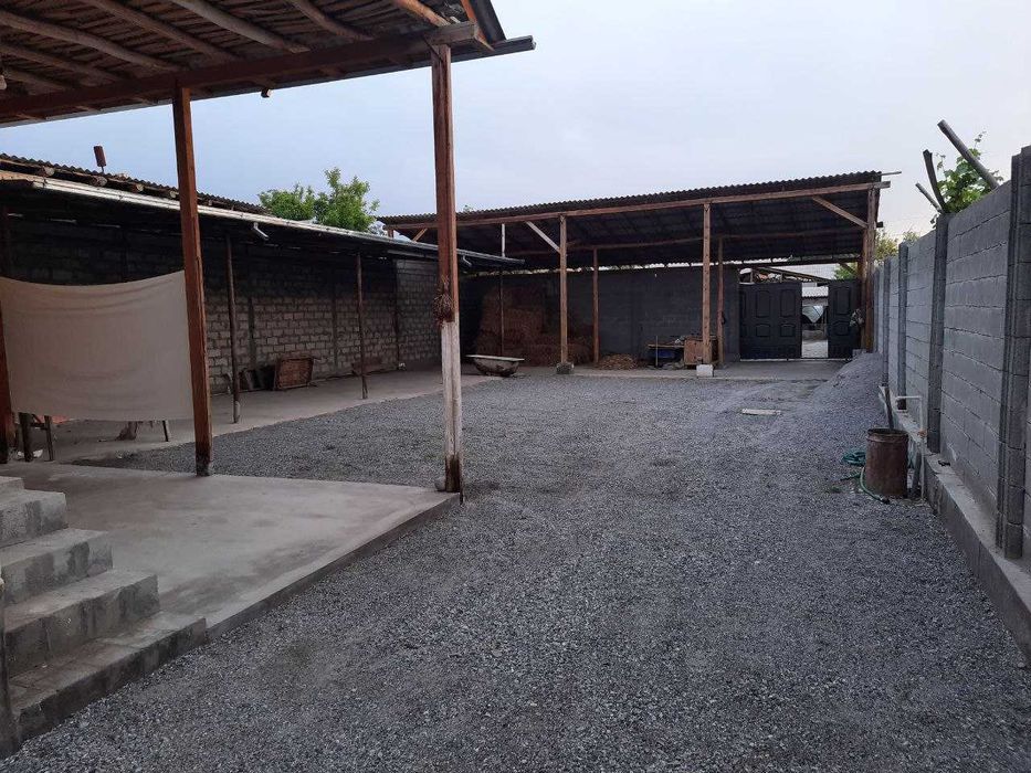 7 сотихли ховли Уй сотилади.