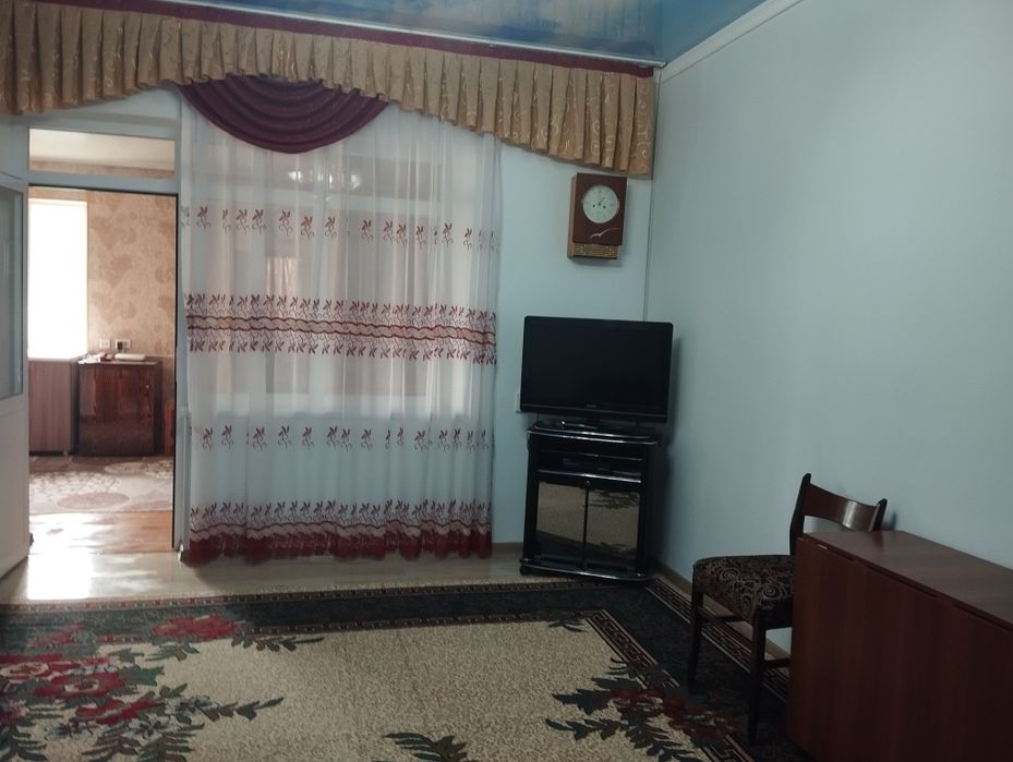 Срочно, Хасанбай Юнус - Абад продается большой кирпичный дом, огород,