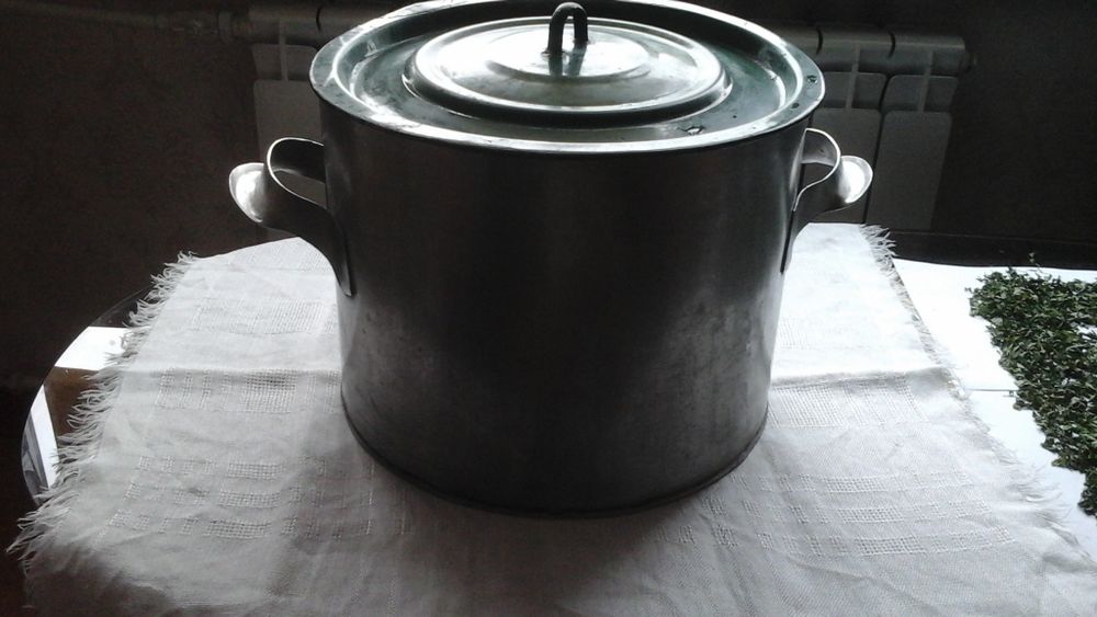 Посуда кухонная утварь