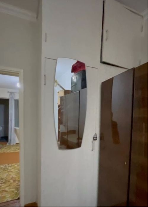 Chilonzor 17 kv 2 xonali lubboyiga srochni 400$ metro yonida