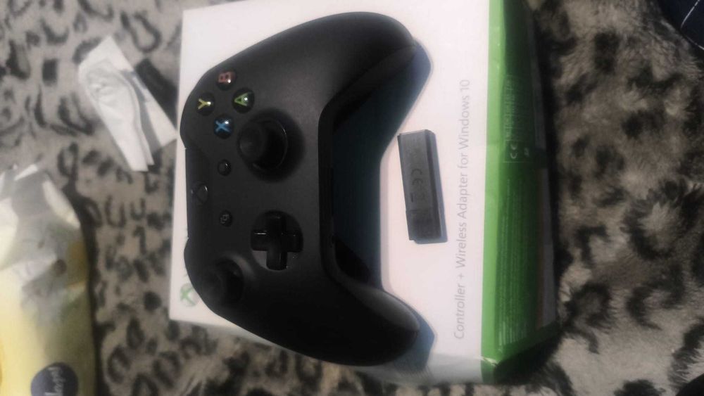 Controller + wireless adapter for windows  xbox