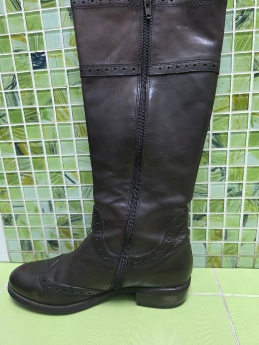 Женские сапоги 39р Carnaby