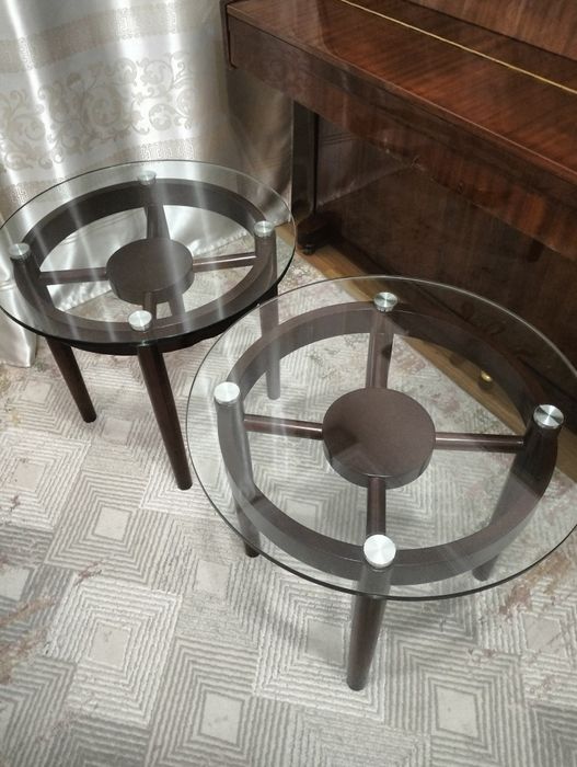 Журнальный столик