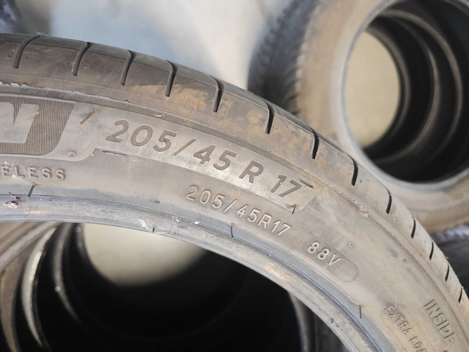 2бр.летни гуми 205/45/17 Michelin
