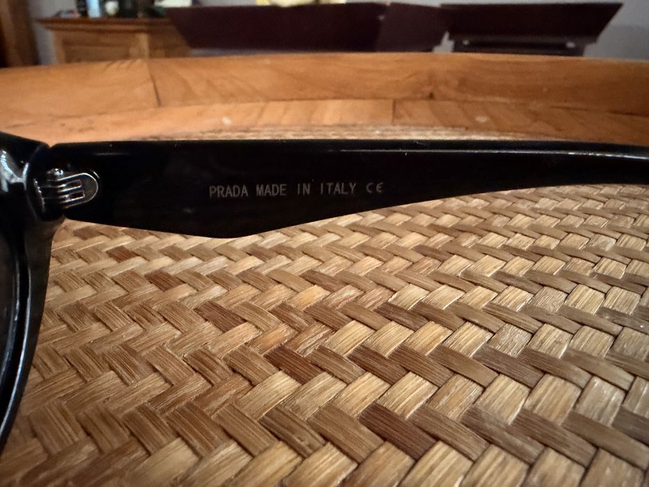 Ochelari de soare Prada