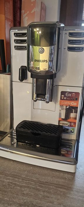 Espressor Philips LatteGo 5000 Series