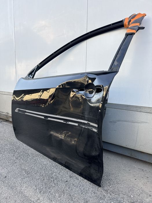 Toyota Camry 50,55 дверь