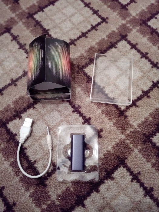 Продавам нови уокмен, слушалки, MP3 плейър и TDK тонколона