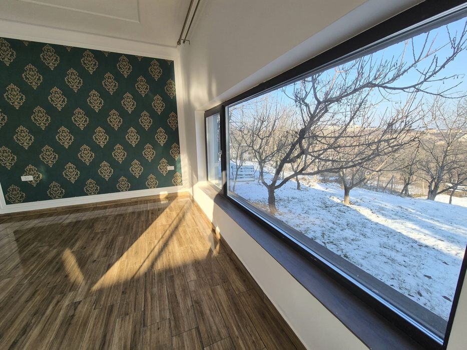 Casă moderna Hlincea 170 mp – teren 1500 mp – living  spectaculos