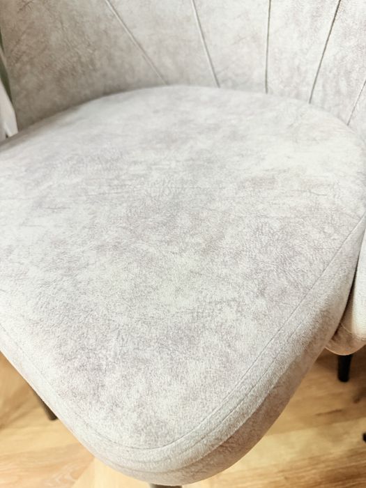 Продам стулья 8 штук