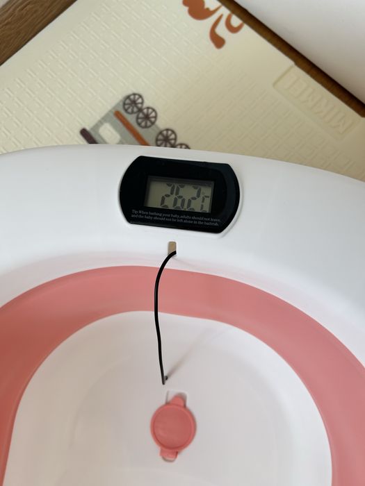 Детская ванночка с термометром