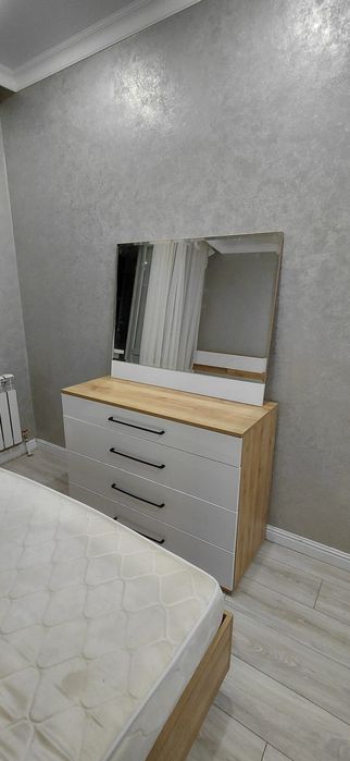 Продам спальный гарнитур