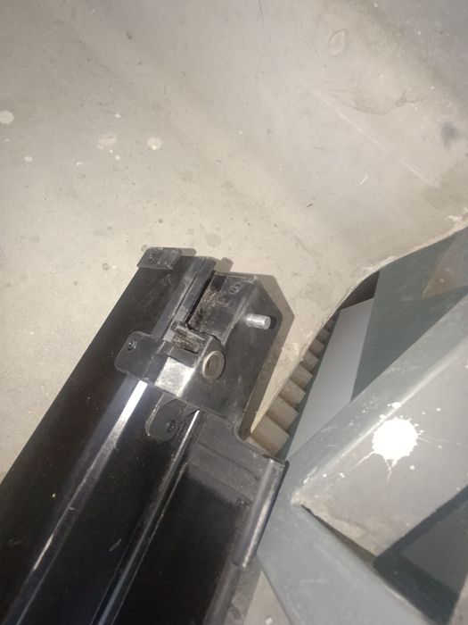 Продается шторка багажника на БМВ