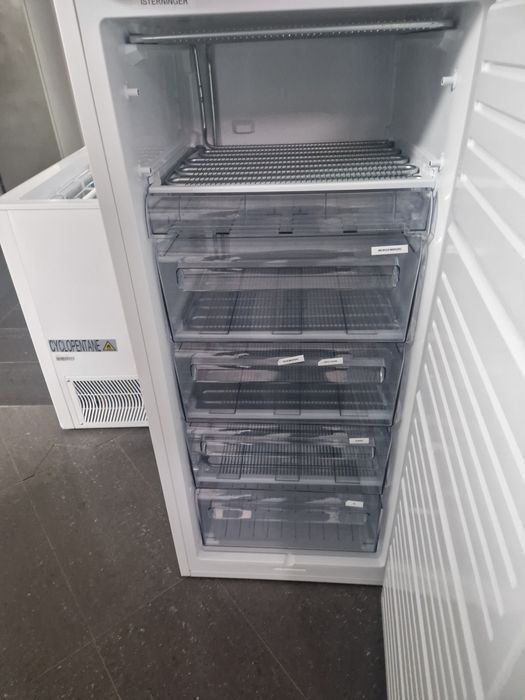 Фризер Aeg A++ 167 литра