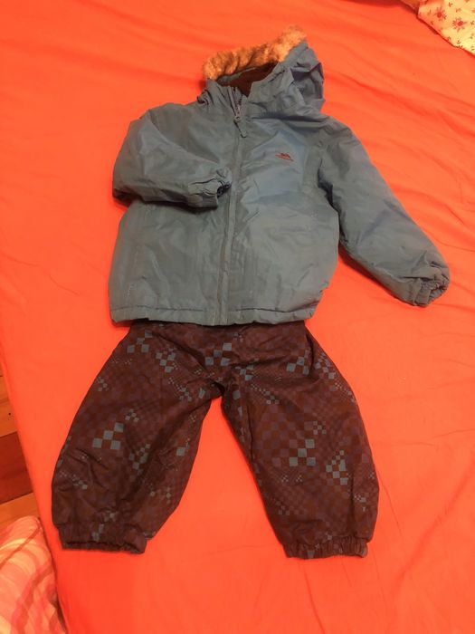 Комплект куртка и теплые брюки