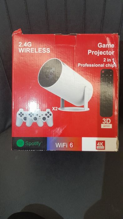 Projector.   2in1