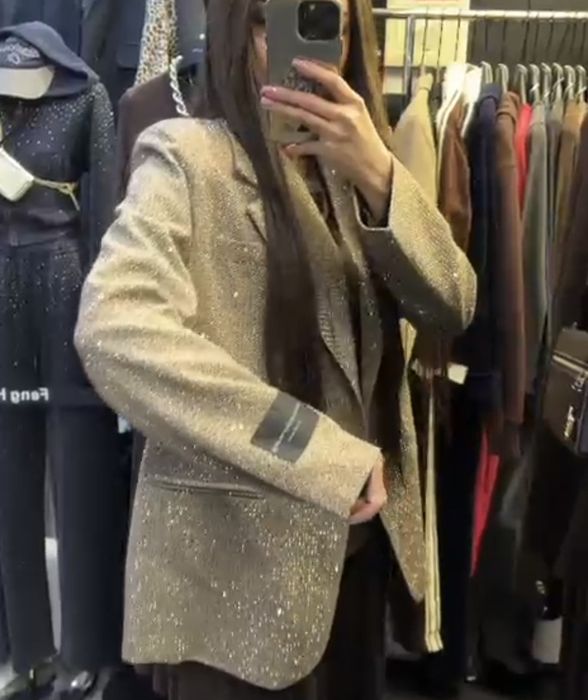 Пиджак женский шикарный