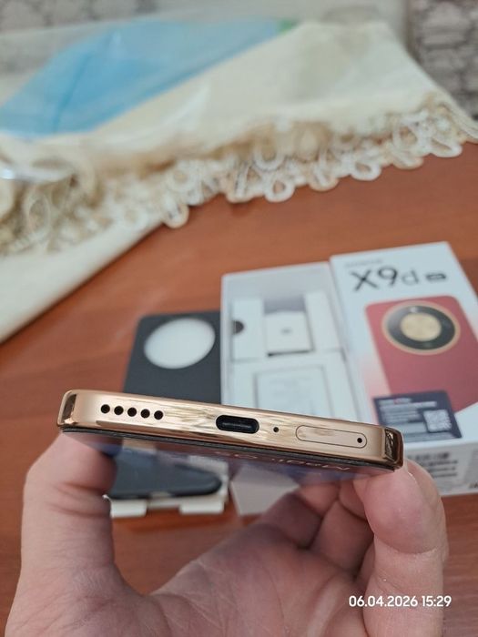 Honor X9D как новый.