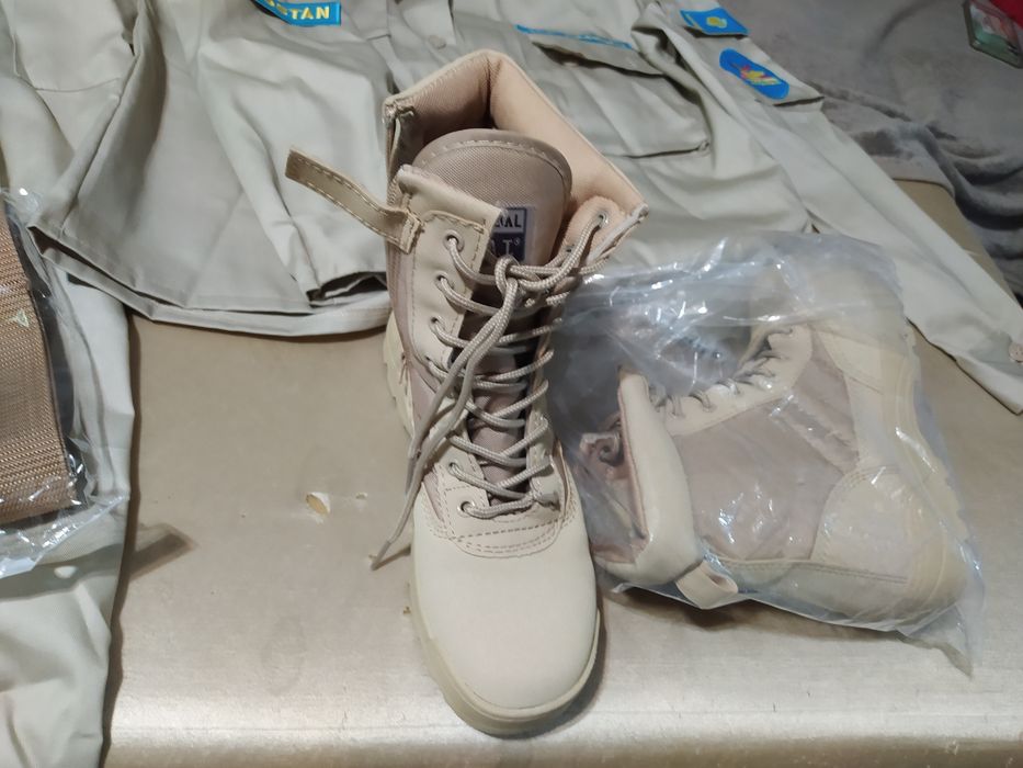 Форма новая Жас Сарбаз 46 размер.