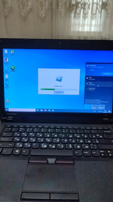 Продаеться ноутбук Lenova E40 (с зарядкой) 
Процессор: Intel Core i5
П