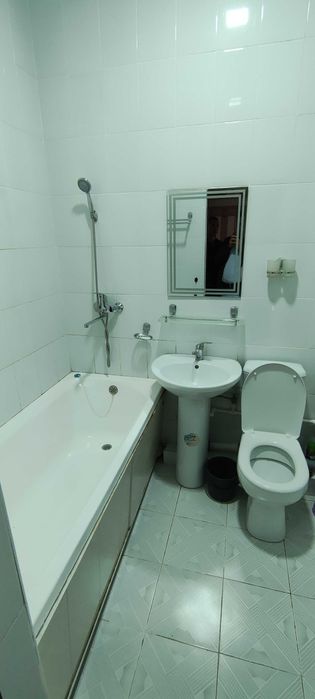 Продаётся 2-x комнатная квартира новостройка. Паркетский базар