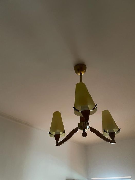 Люстры и светильники