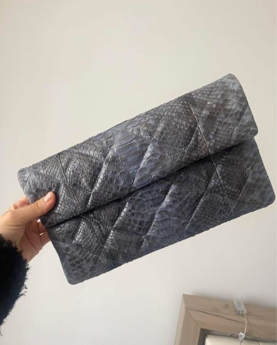 Шапка Zara, чанти steve madden