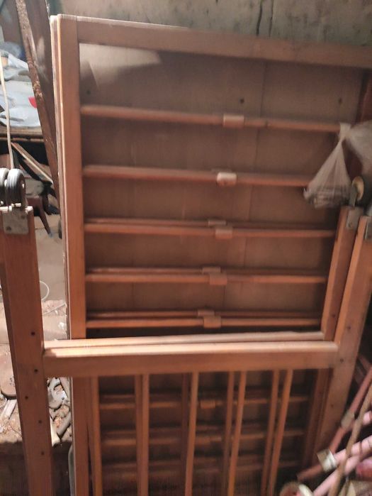 Детская кроватка (манеж) с матрацем