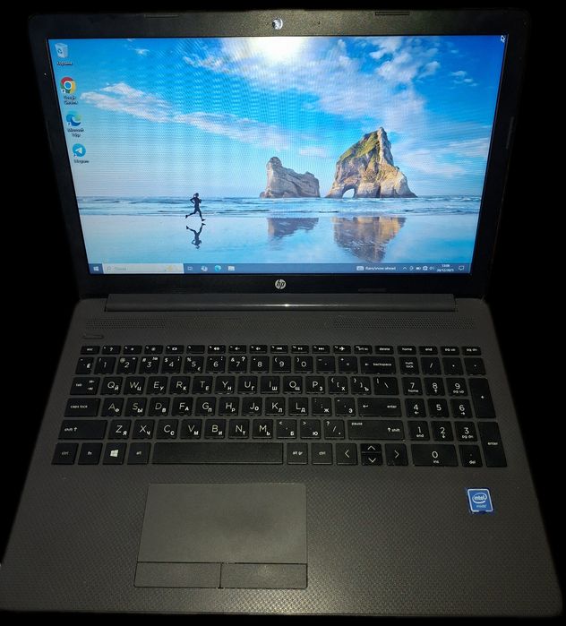 Noutbuk HP 250 G7