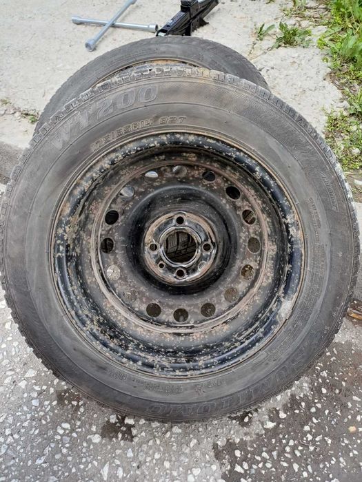 ЗИМНИ ГУМИ 14 цола. 4 бр.  KUMО / SUMITOMO