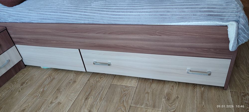 Продам спальный гарнитур