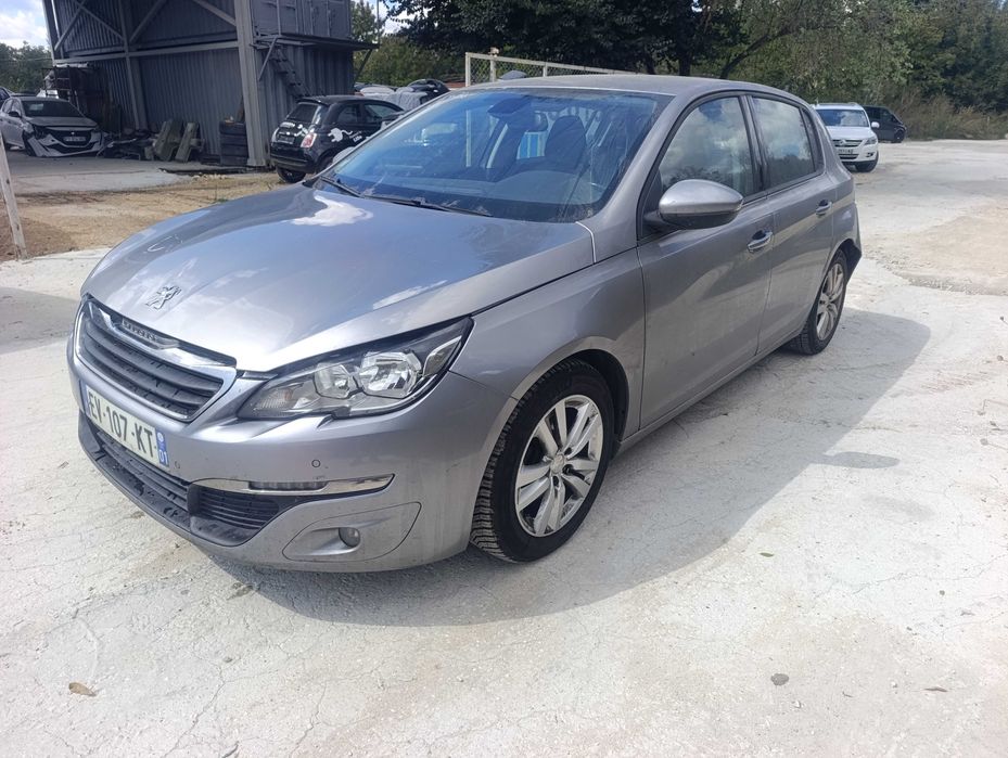 Пежо 308 - 2 / Peugeot 308 - 2 - на части