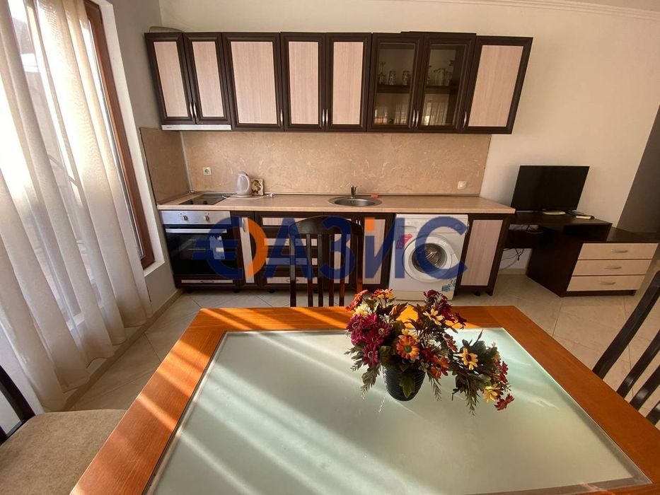 Продава се Тристаен апартамент в Свети Влас - 158 кв.м за 529 €/кв.м - Снимка #6