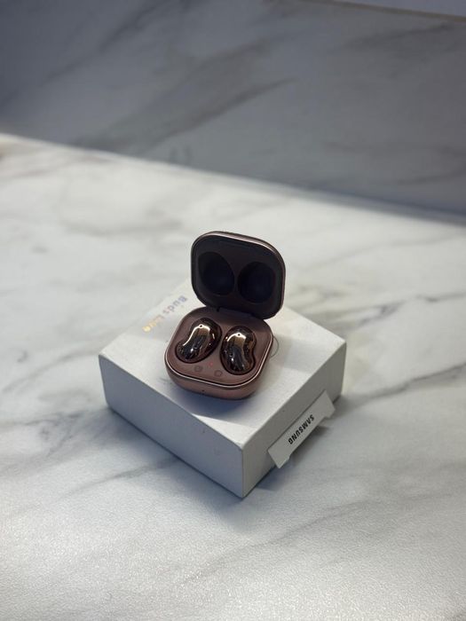 Samsung Galaxy Buds Live (оригинал, полный комплект)