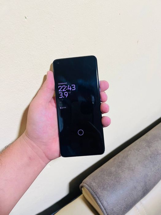 Xiaomi MI 11 flagman obmen ili naxt srocna