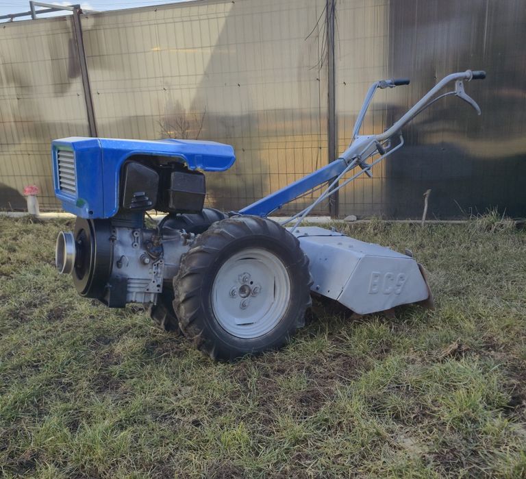 Vând motocultor Bcs 14cp diesel pornire la sfoară