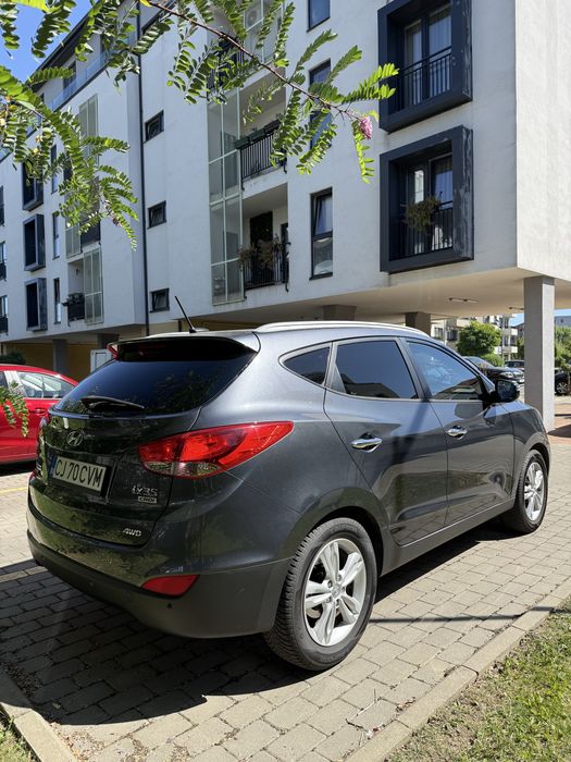 HYUNDAI ix35 2010 — imagine 3