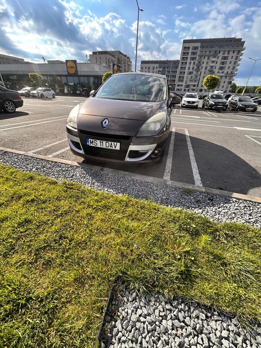 Renault Megane Scenic 2010