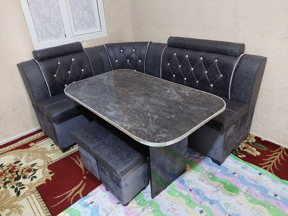 Угалок+стол +пуфиг.2та.оптим