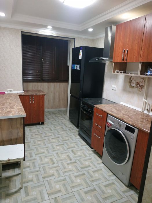 Сдаётся 3 комнатя квартира