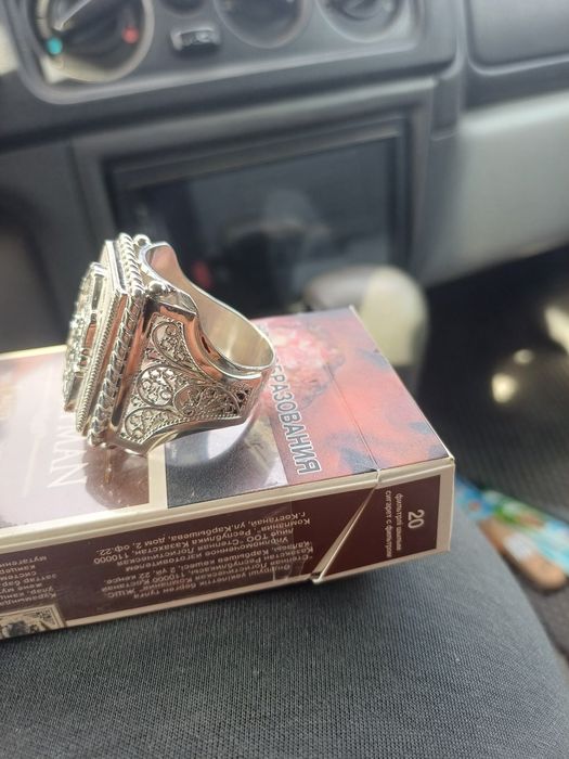Продам перчатку.