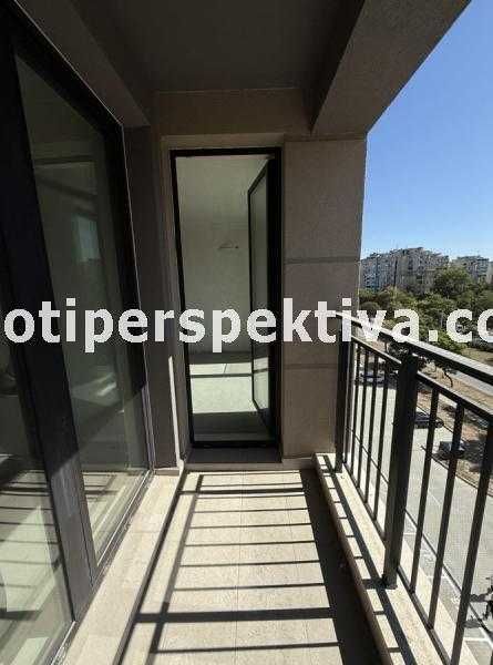 Продава се Тристаен апартамент в Пловдив, Тракия - 94 кв.м за 1543 €/кв.м - Снимка #1