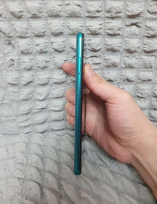 Srochna sotiladi Xiaomi Redmi Note 9 Pro 6/64Gb  Orginal igravoy