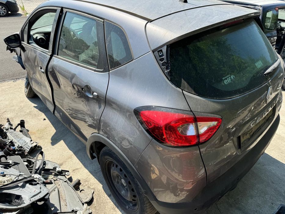 Renault Captur 1.5 2017 НА ЧАСТИ