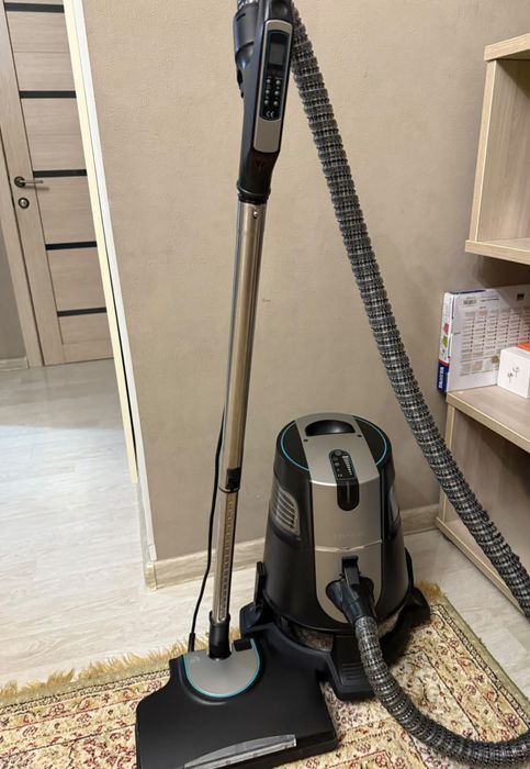 Продается профессиональный пылесос ROBOCLEAN