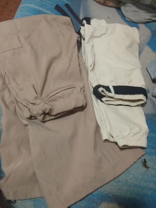 Продаю срочно одежду