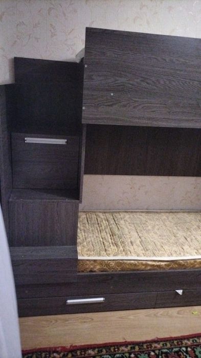 Шифонер и 2х ярусная кровать